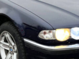 BMW 7 Series foto 3