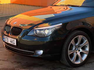 BMW 5 Series foto 4