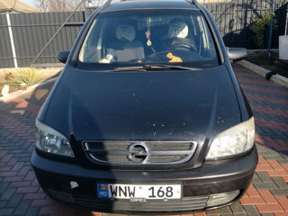 Opel Zafira foto 3