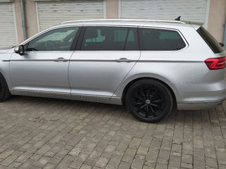 Volkswagen Passat foto 8