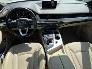 Audi Q7 foto 9