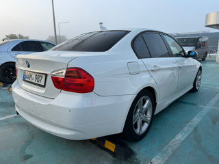 BMW 3 Series foto 5