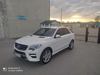 Mercedes M Class foto 2