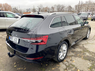 Skoda Superb foto 2