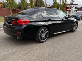 BMW 5 Series foto 3