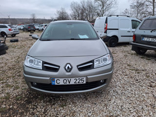 Renault Megane foto 2