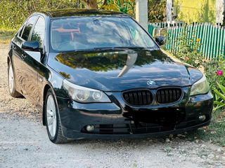 BMW 5 Series foto 6