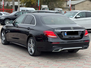 Mercedes E-Class foto 3