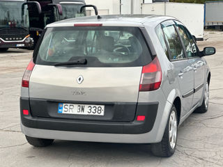 Renault Scenic foto 2