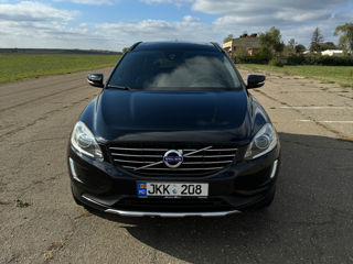 Volvo XC60 foto 2