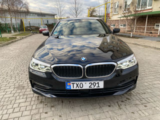 BMW 5 Series foto 2