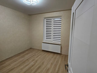 Apartament cu 3 camere, 125 m², Centru, Ialoveni foto 9