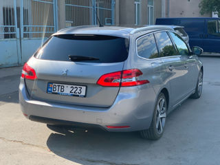 Peugeot 308 foto 4