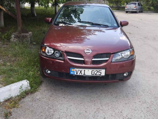 Nissan Almera foto 6