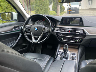 BMW 5 Series foto 8