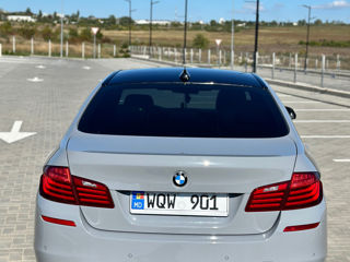 BMW 5 Series foto 7