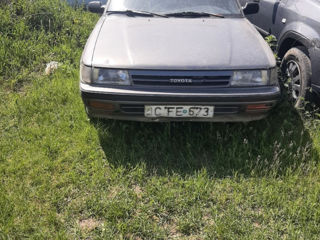 Toyota Carina foto 2