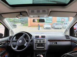 Volkswagen Touran foto 7