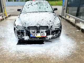 BMW 5 Series foto 1