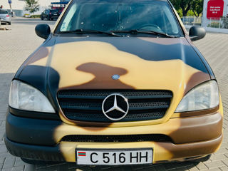 Mercedes M-Class foto 3