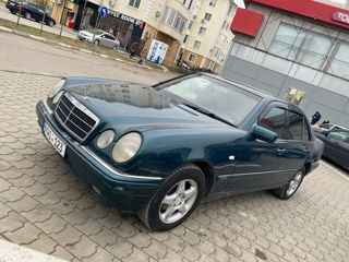 Mercedes E-Class