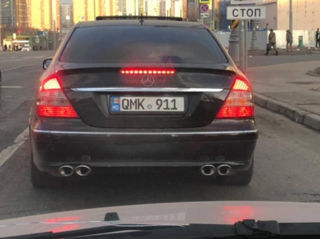 Mercedes E-Class foto 1