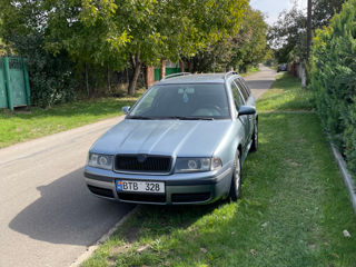 Skoda Octavia foto 3