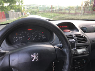 Peugeot 206 фото 4