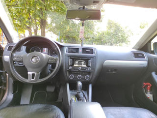 Volkswagen Jetta foto 9