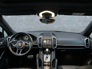 Porsche Cayenne foto 6