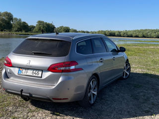 Peugeot 308 foto 2