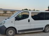 Opel Vivaro foto 1