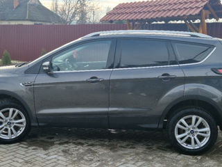 Ford Kuga foto 4