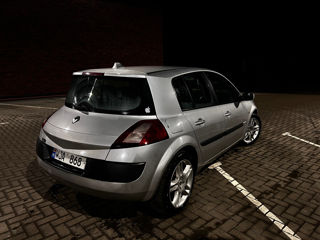 Renault Megane foto 4