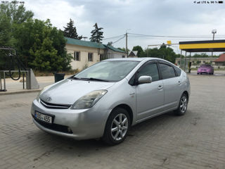 Toyota Prius foto 1