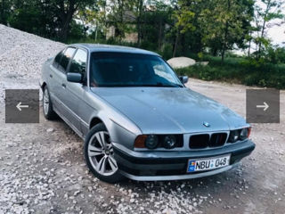 BMW 5 Series foto 4