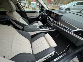 BMW X7 foto 8