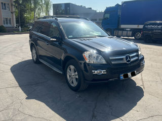 Mercedes GL-Class