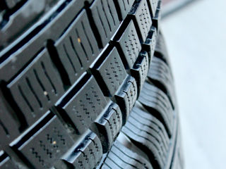 Cooper 235/55 R17