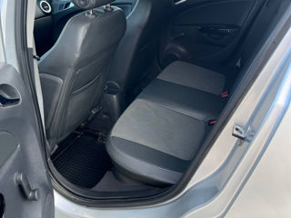 Opel Corsa foto 6