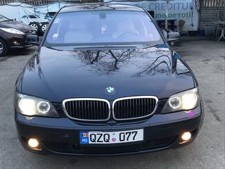 BMW 7 Series foto 10