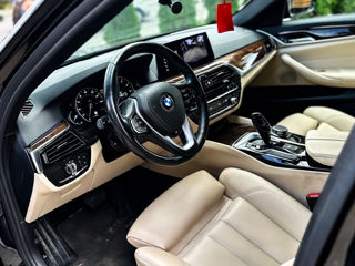 BMW 5 Series foto 7