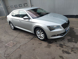 Skoda Superb foto 7