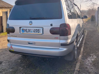 Volkswagen Sharan foto 7