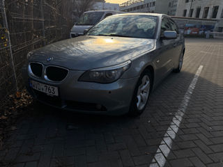 BMW 5 Series foto 3