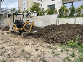 Miniexcavator caterpilar