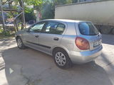 Nissan Almera foto 4