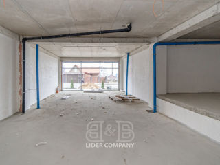 Spatiu comercial 96 mp buiucani str. belinski prima linie foto 3