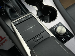 Lexus RX Series foto 15