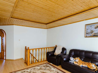 Se vinde casă superba, r-nul Ialoveni, Nimoreni!! foto 8